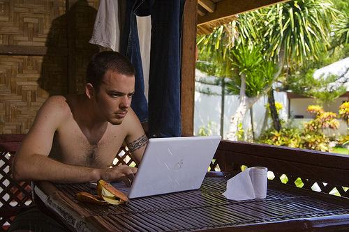 Nomadi Digitali: vivere senza confini lavorare da casa