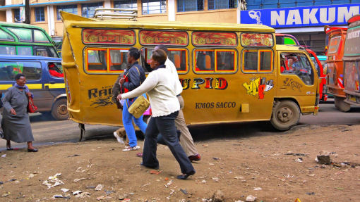 in giro per il mondo in famiglia est est