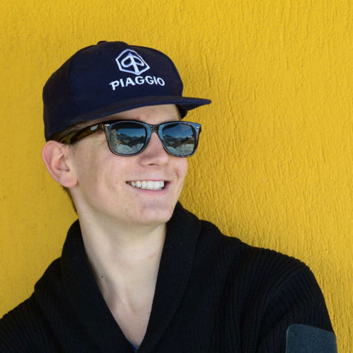 henry favre da aosta a capo nord in ape piaggio