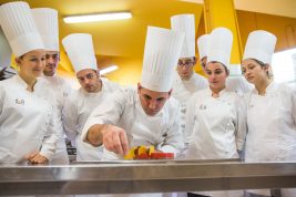 Lavoro nel Regno Unito: cercasi 15 pasticcieri