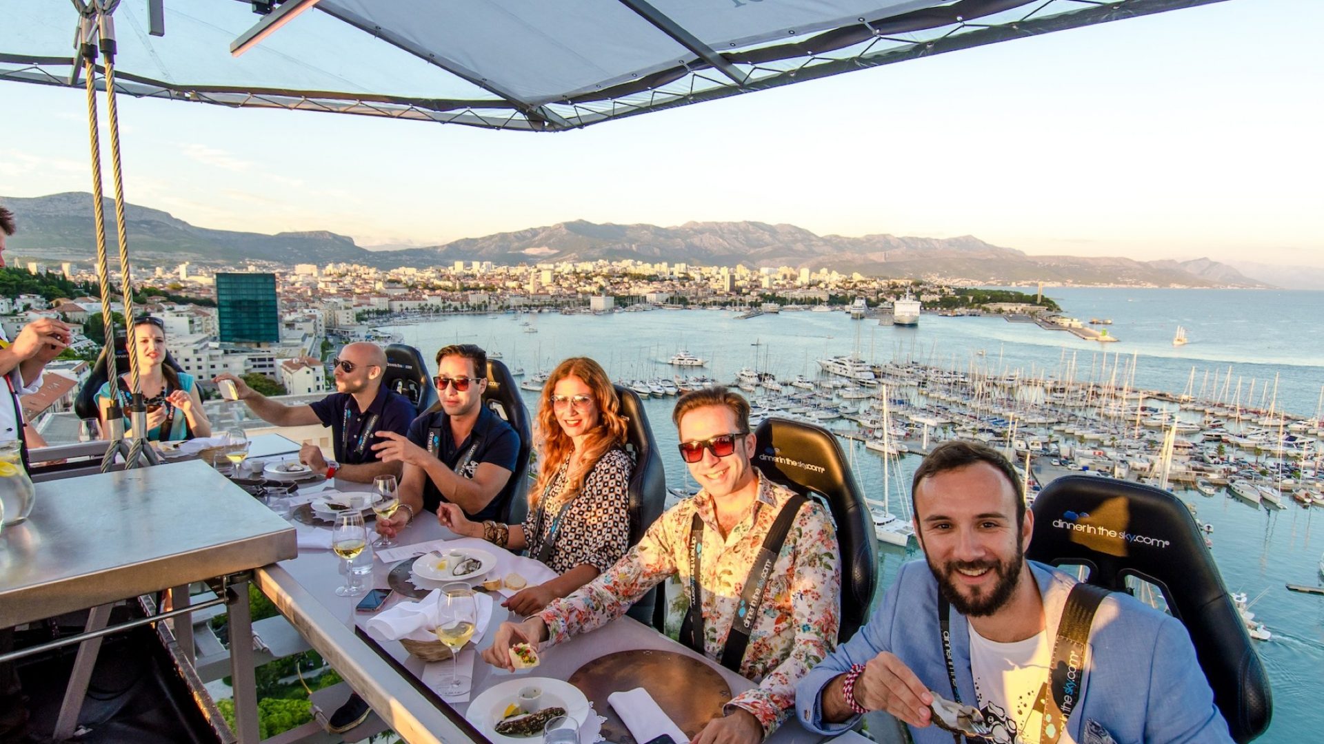 Dinner in the Sky: mangiare sospesi sul cielo di Roma