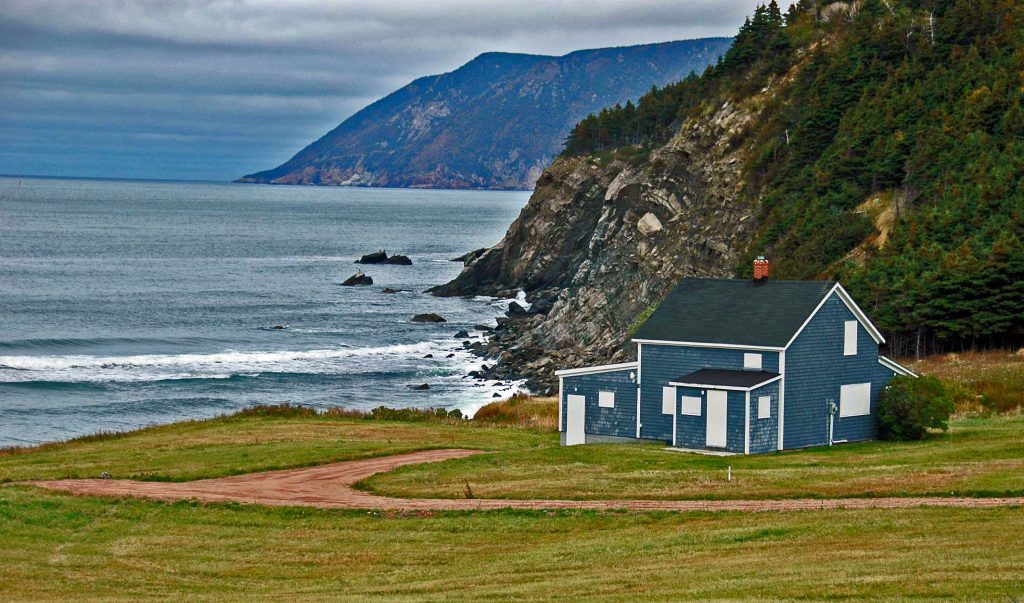 Cercasi personale per isola (semi) deserta in Canada: lavoro e terra a chi accetta