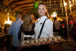 Germania si assumono camerieri