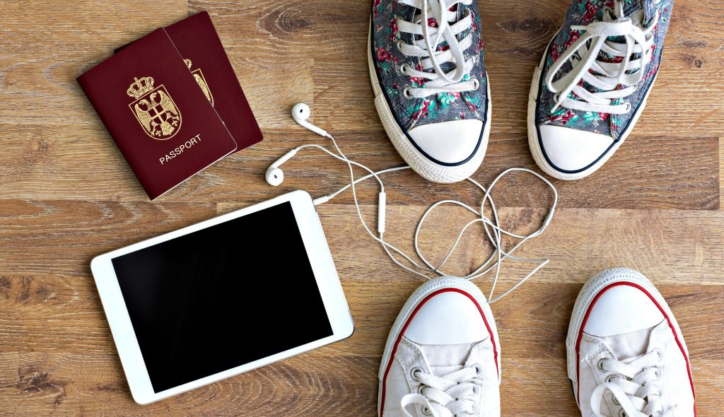 Economico e social: il viaggio sempre più a portata di click