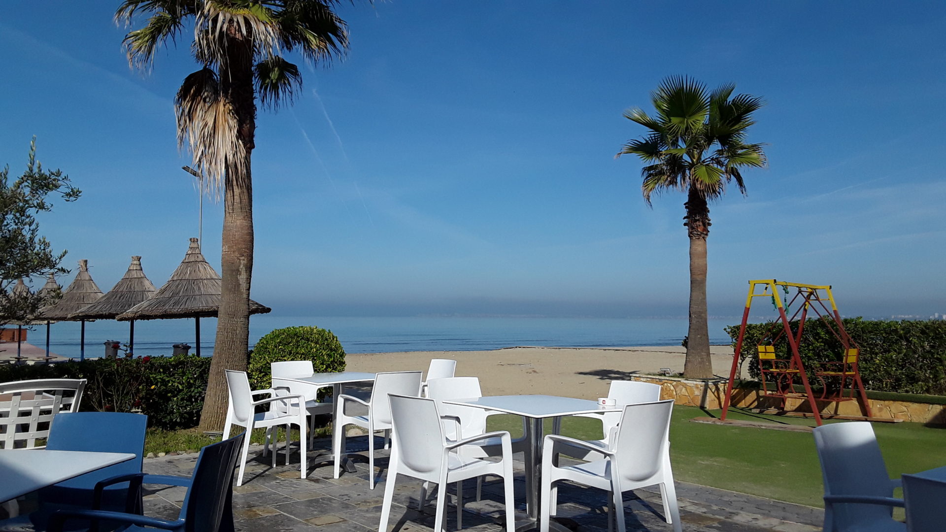 Vivere da pensionati a Durazzo, Albania