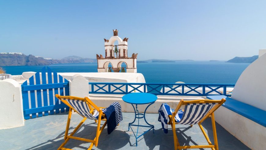 Vivere e lavorare a Santorini