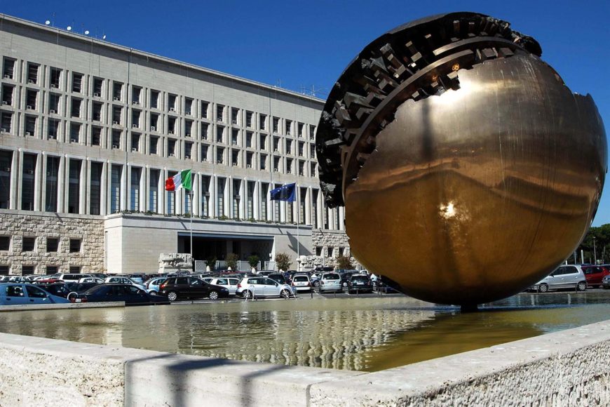 Iscrizione all'AIRE: vantaggi e "svantaggi"