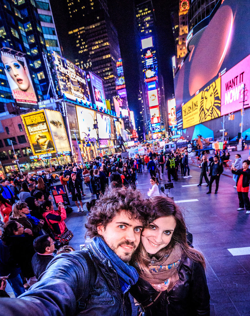 Eleonora e Damiano e il loro blog di viaggi "la via delle scimmie"