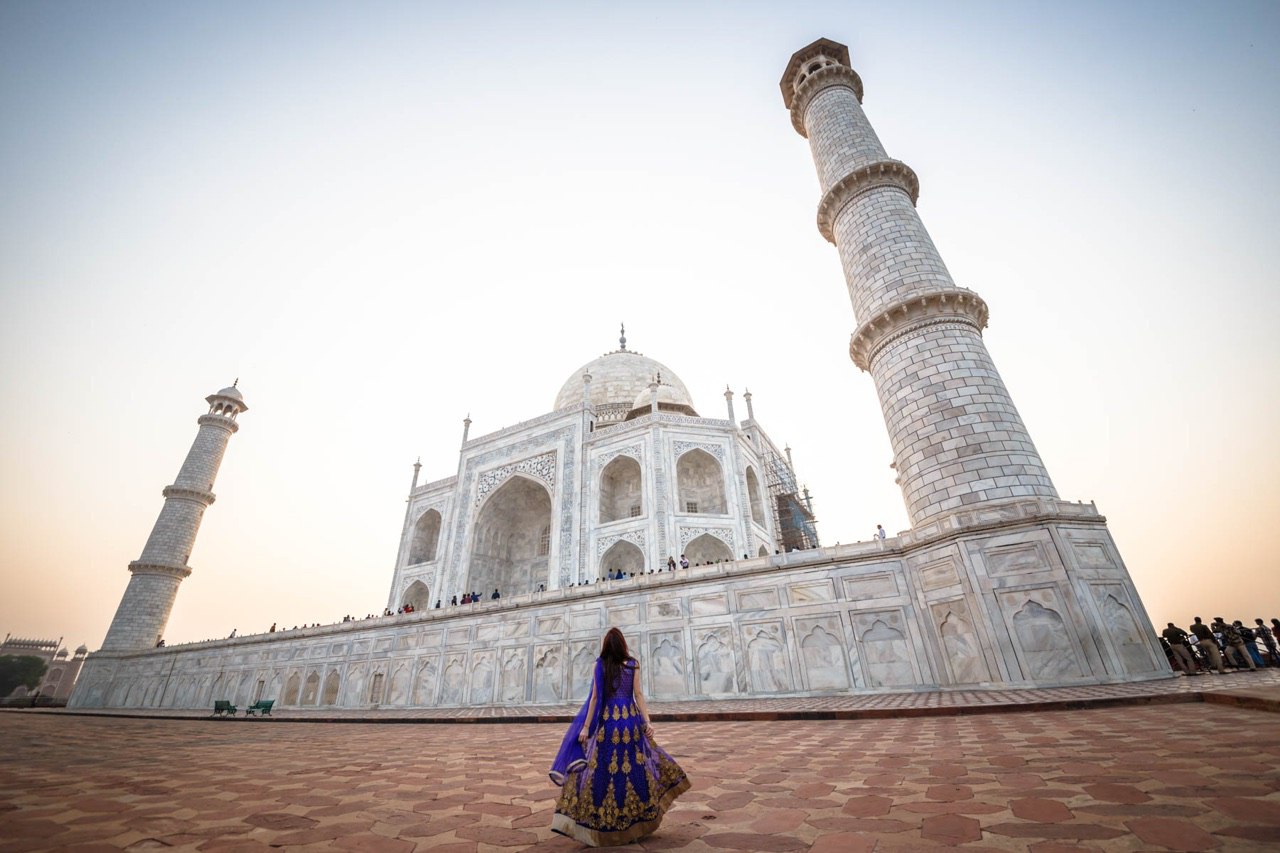 Eleonora e Damiano e il loro blog di viaggi "la via delle scimmie"