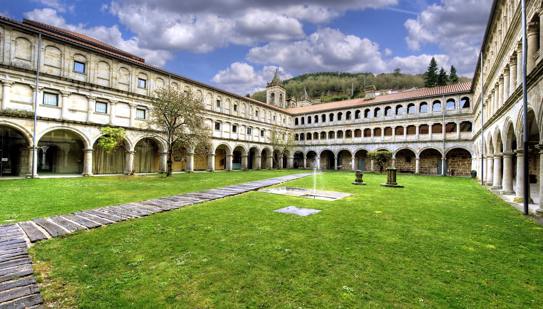 PARADORES SPAGNA E RINNOVABILI