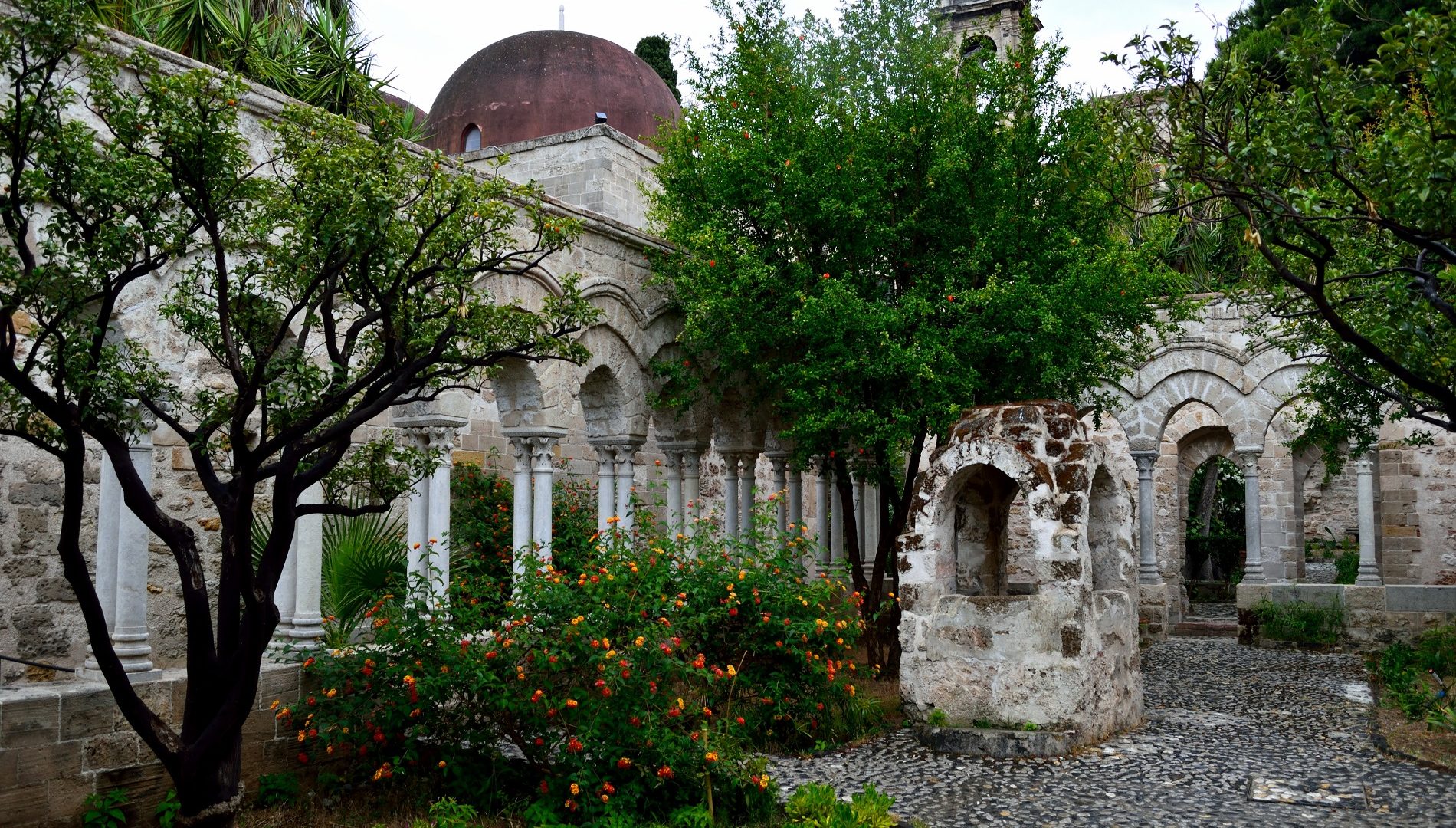 vivere lontano dal mondo