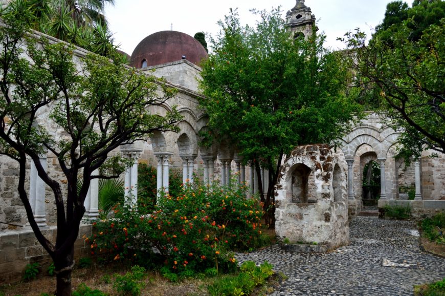 vivere lontano dal mondo