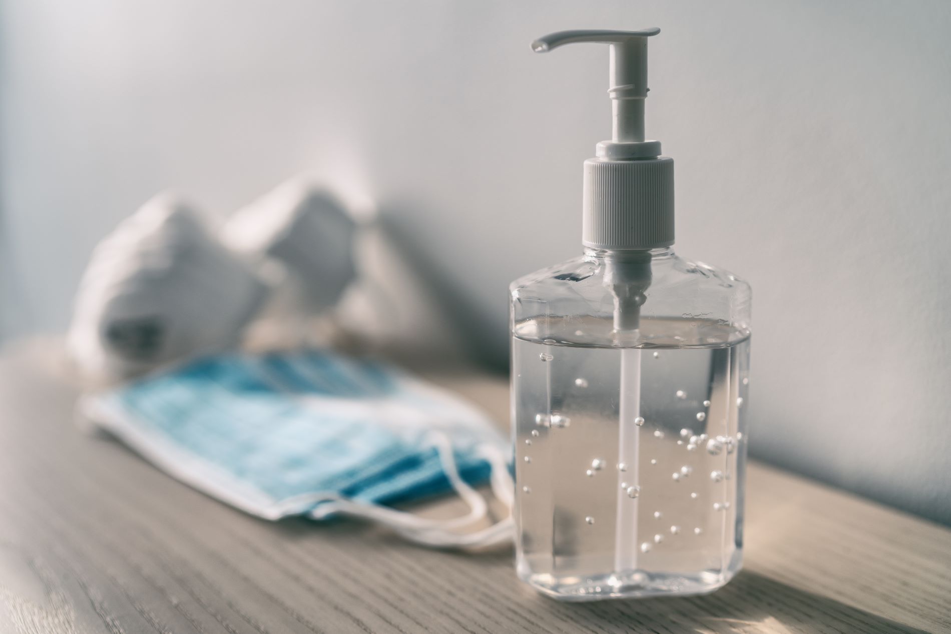 Cartello Vichingo Si Prega Di Usare Il Disinfettante Per Le Mani Quot Adesivo In Vinile Per Negozi 700054