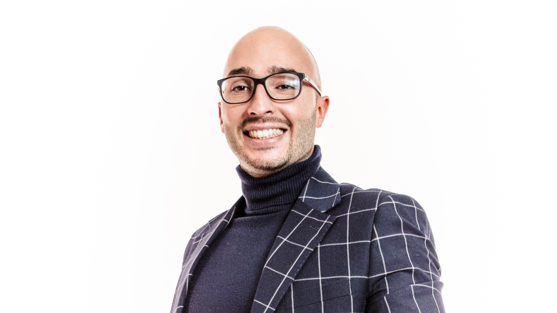 DANIEL EPESCARA SU MILLIONAIRE