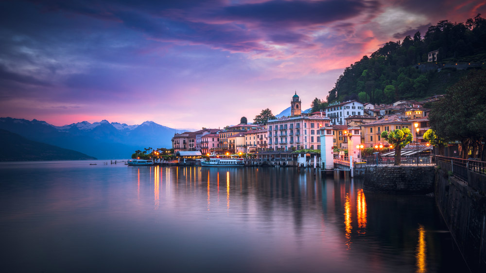 alba sul lago di como