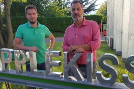 apple kiss social network