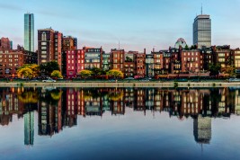 trasferirsi a vivere e lavorare a Boston